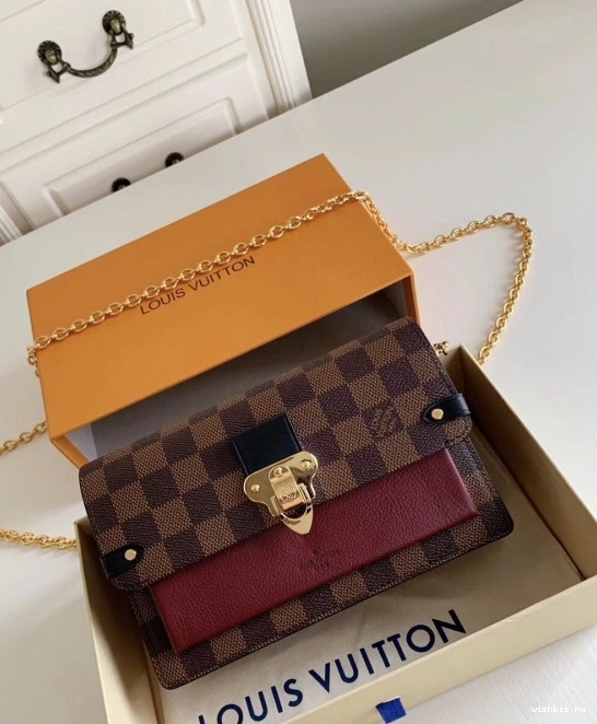 WIS LOUIS WALLET VUITTON CHAIN VAVIN 0121